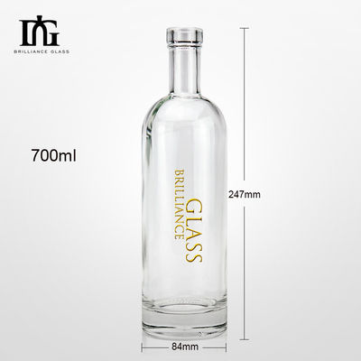 Large Capacity Glass Wine Bottle with 700ml Capacity and Engraving Surface Handling