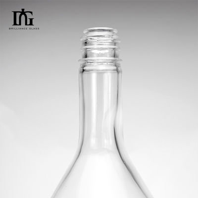 Custom Luxury Gin Whiskey Vodka 1.75L Clear Glass Bottle with Screw Cap and Engraving