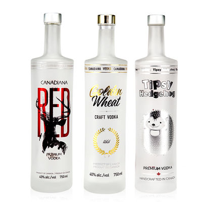 750ml 700ml Chicago Style Glass Wine Bottle with Wooden Cork Cap and Customized Logo