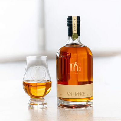Custom Engraving Clear Liquor Bottle with Screw Cap and Decal Surface Handling