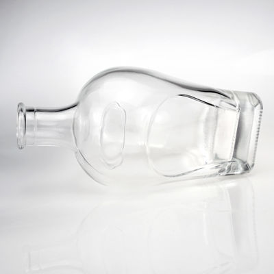 700ml/750ml Capacity Glass Wine Bottle With Lid For Customized Engraving And Branding