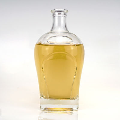 700ml/750ml Capacity Glass Wine Bottle With Lid For Customized Engraving And Branding