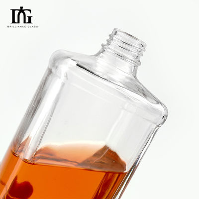 700ml 500ml Square Glass Bottle for Whiskey Vodka Liquor Acceptable Customer's Logo