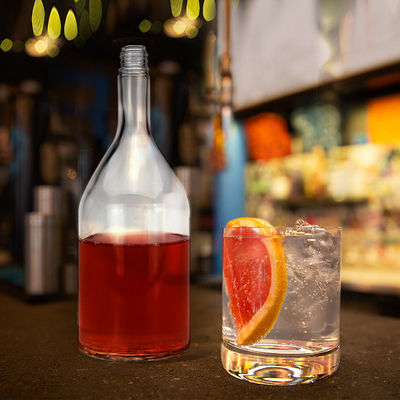 Provided Freely 750ml 1000ml 1750ml Square Glass Bottle with Screw Lid Custom Spirits