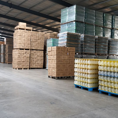 Collar Material Glass 700ml 500ml 750ml 1000ml Clear Glass Bottle with Glass Stopper