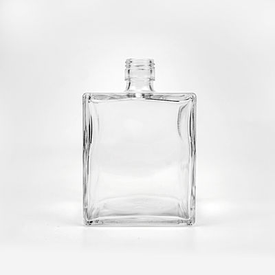 OEM/ODM Acceptable Custom Square 750ml Glass Bottle for Whiskey Vodka Brandy Rum Gin