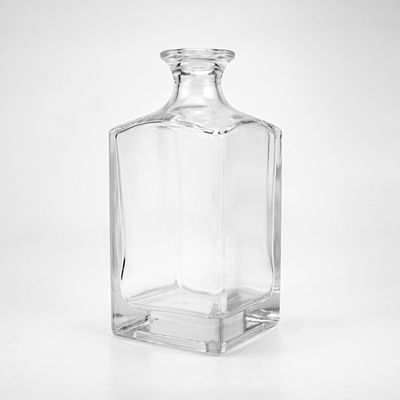 Cap Type Cork Screw Both 750ml Square Shape Glass Gin Whiskey Liquor Bottle for Pharmacy
