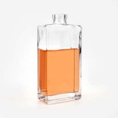 Custom Packaging Refilling Glass Empty 500ml Perfume Bottle with Engraving and Painting