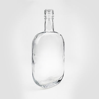 Hot Stamping 500Ml Empty Square Shoulder Glass Vodka Bottle With Screw Cap For Liquors