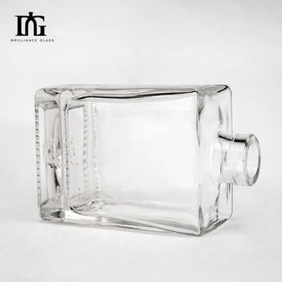 Custom Logo Acceptable 500ml Glass Vodka Bottle with Cork Seal