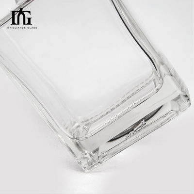 Custom Logo Acceptable 500ml Glass Vodka Bottle with Cork Seal
