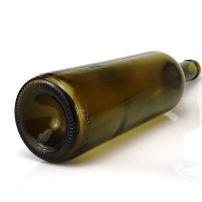 750ml Prime Color Glass Bottle for Red Wine Spirits Round Shape Green Color Cork Screw Cap