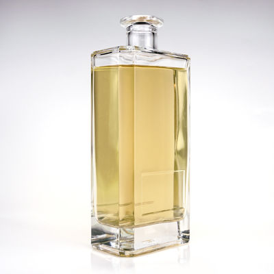 Sleek Square Design 700ml Glass Bottle for Vodka Whisky Rum Gin Beverage Wine Spirits