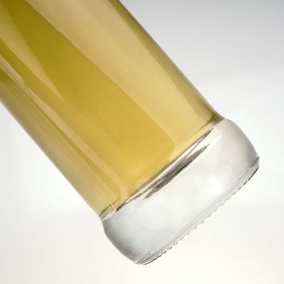 Engraving Surface Handling Glass Bottle for Juice Wine Rum Capacity 500ml/700ml/750ml
