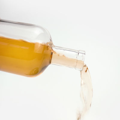 700ml 750ml 1000ml Sealing Type CORK Round Shape Glass Bottle for Liquors and Beverages