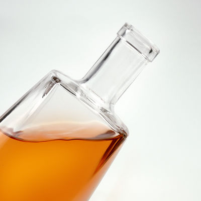 700ml Glass Bottle for Vodka Gin and Wine Body Material Glass Logo Acceptable