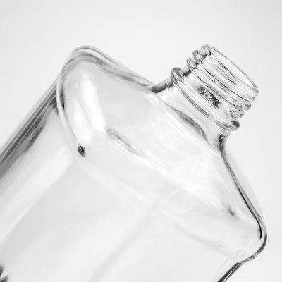 Acceptable Customer's Logo Glass Spirit Rum Bottle 500ml 750ml SCREW CAP Sealing Type
