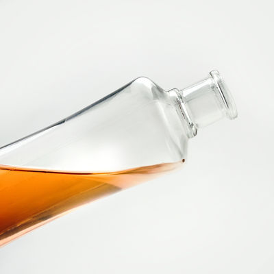 Glass Tequila Spirits Bottles 500ml with Cork Lids and Glass Collar Material
