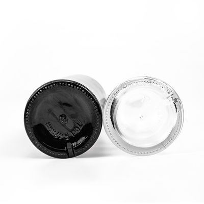 Round Empty Glass Bottle for Vodka and Whisky 700ml Capacity