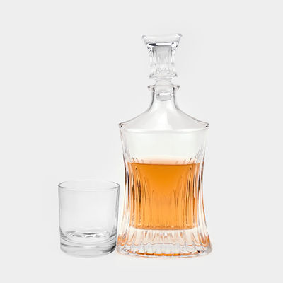 Elegant Glass Red Wine Glass Vodka Liquor Tasting Whisky Decanter with Glass Lid