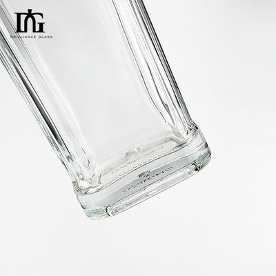 Superior 700ml Whiskey Bottle Made of Extra Flint Glass with Engraved Decal Printing