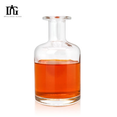 Custom Label 700ml Glass Bottle for Whisky Wine Liquor Flint Glass Round Shape
