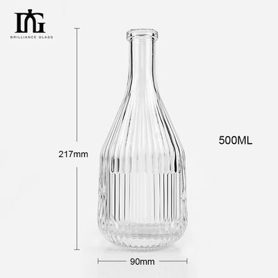 Engraved 450ml/700ml/750ml Glass Bottle for Commercial Liquor Presentation in Clear