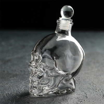 700ml Special Shape Liquor Bottle with Customized Engraved Logo and Cork Screw Cap