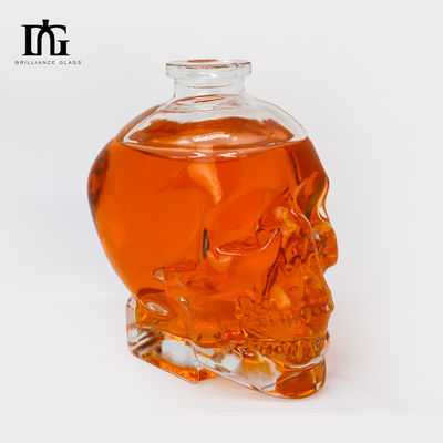 700ml Special Shape Liquor Bottle with Customized Engraved Logo and Cork Screw Cap