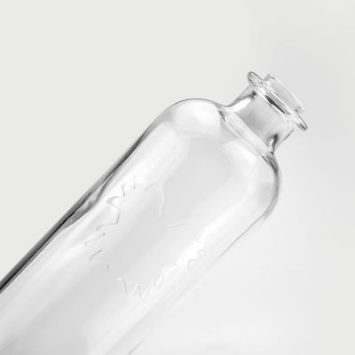 750ml Clear Round Glass Bottle With Cork Stopper for Brandy Gin Rum Vodka Tequila Liquor