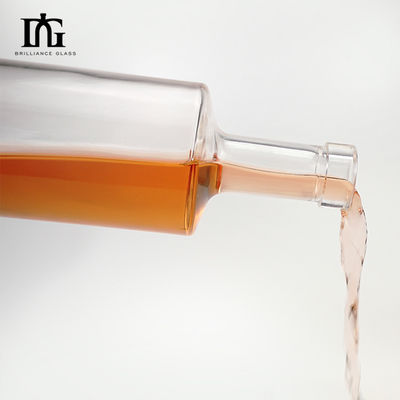 Industrial Beverage 750ml Clear Gin Vodka Ice Wine Glass Bottle with CORK Sealing Type