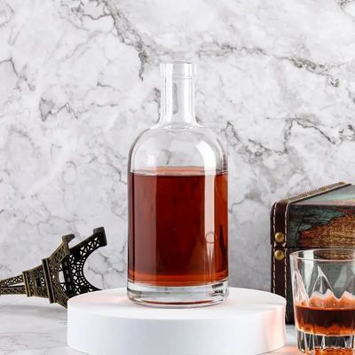 Sealing Type CORK 100ml 200ml 375ml 500ml 750ml Matte Black White Glass Bottle for Gin