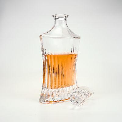 Screen Printing Hot Stamping 750ml Clear Glass Decanter for Liquors and Beverages