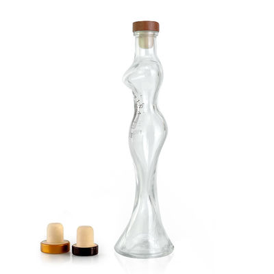 Clear Woman Shape Bottle for Liquors and Beverage Engraved Glass Bottle 700ml
