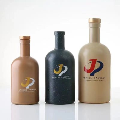 Industrial Beverage 500ml 750 ml 1000ml Frost Whiskey Liquor Bottle with Cork