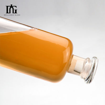 500ml/700ml/750ml Round Columnar Thin High Vodka Glass Bottles in Cork Screw Cap Type