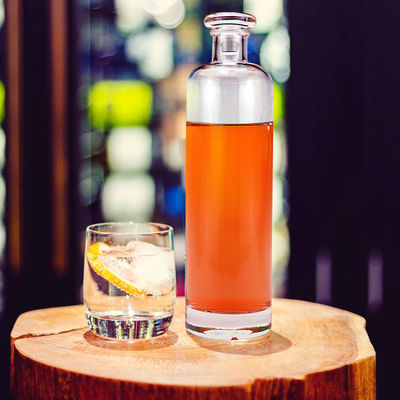 500ml/700ml/750ml Round Columnar Thin High Vodka Glass Bottles in Cork Screw Cap Type