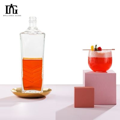 Customized 700ml Clear Glass Wine Bottle for Liquor Spirits Industrial Capacity 700ml