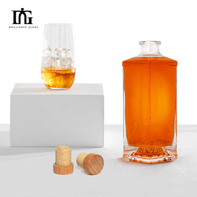 Sealing Type Cork 500ml Clear Liquor Glass Bottles for Tequila Spirits