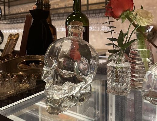 Skull Glass Bottle for Beer Screen Printing Hot Stamping Painting Engraving and More
