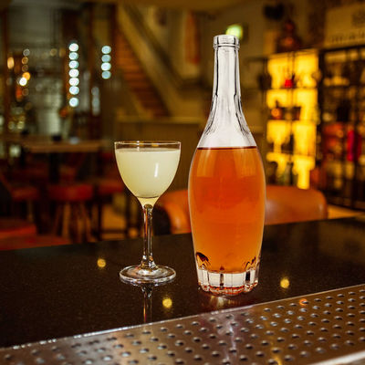 500ml/700ml/750ml Capacity Glass Whiskey Bottle with Cork and Unique Design