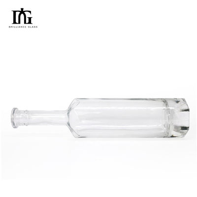 Whisky Vodka Gin Rum 700ml Round Clear Glass Bottle with Cork and Screw Cap Custom
