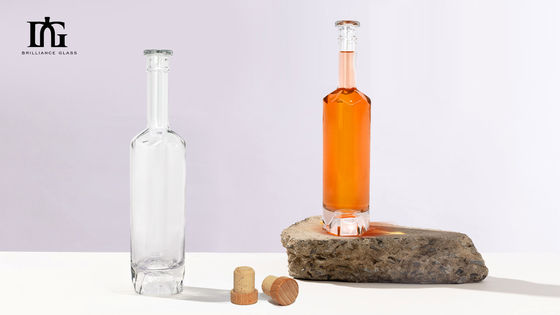 Whisky Vodka Gin Rum 700ml Round Clear Glass Bottle with Cork and Screw Cap Custom