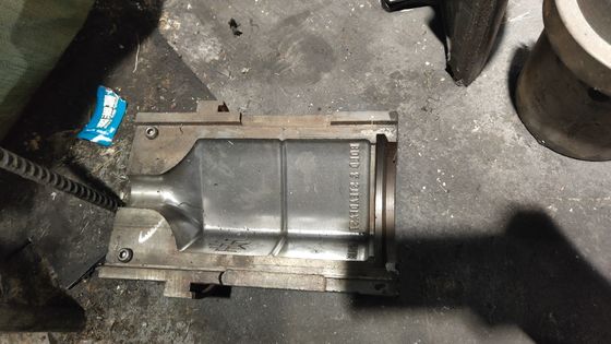 Acceptable Customer's Logo Glass Bottle Mold for Custom Prototyping Manufacturing