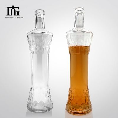 Custom Design Glass Whiskey Decanter 700ml with Cork Screw Cap and Creative Collar