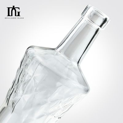 Custom Design Glass Whiskey Decanter 700ml with Cork Screw Cap and Creative Collar