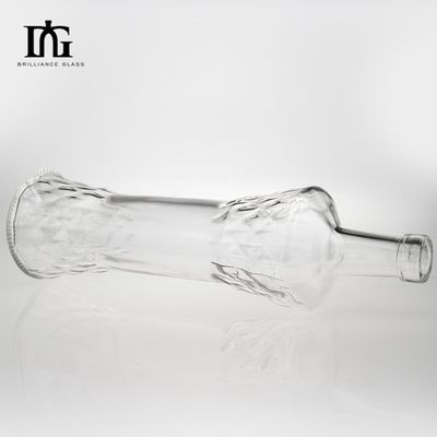 Custom Design Glass Whiskey Decanter 700ml with Cork Screw Cap and Creative Collar