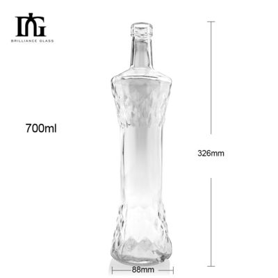 Custom Design Glass Whiskey Decanter 700ml with Cork Screw Cap and Creative Collar