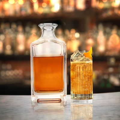 750 ml Glass Bottle Customized Mold Shape Super Flint Whiskey Gin Vodka Liquor Bottle