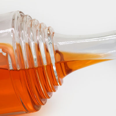 750ml empty glass liquor bottle with cork sealing type and Acceptable Customer's Logo